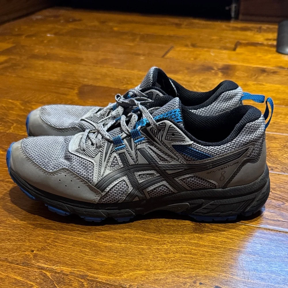 Gray and Blue ASICS Shoes - Picture 5 of 5